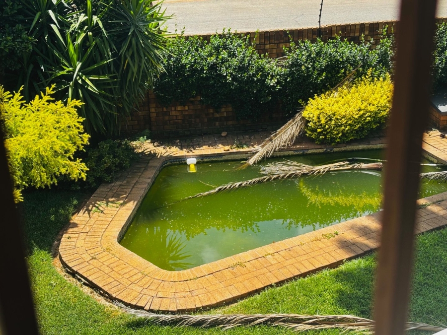 3 Bedroom Property for Sale in Flamwood North West